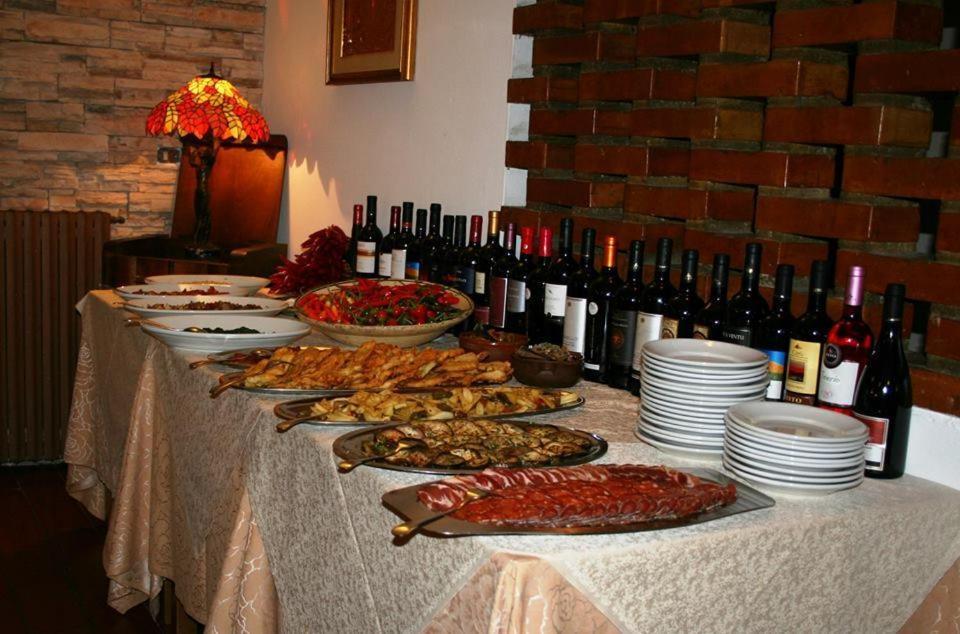 Hotel Duca Di Calabria Serra San Bruno Eksteriør billede