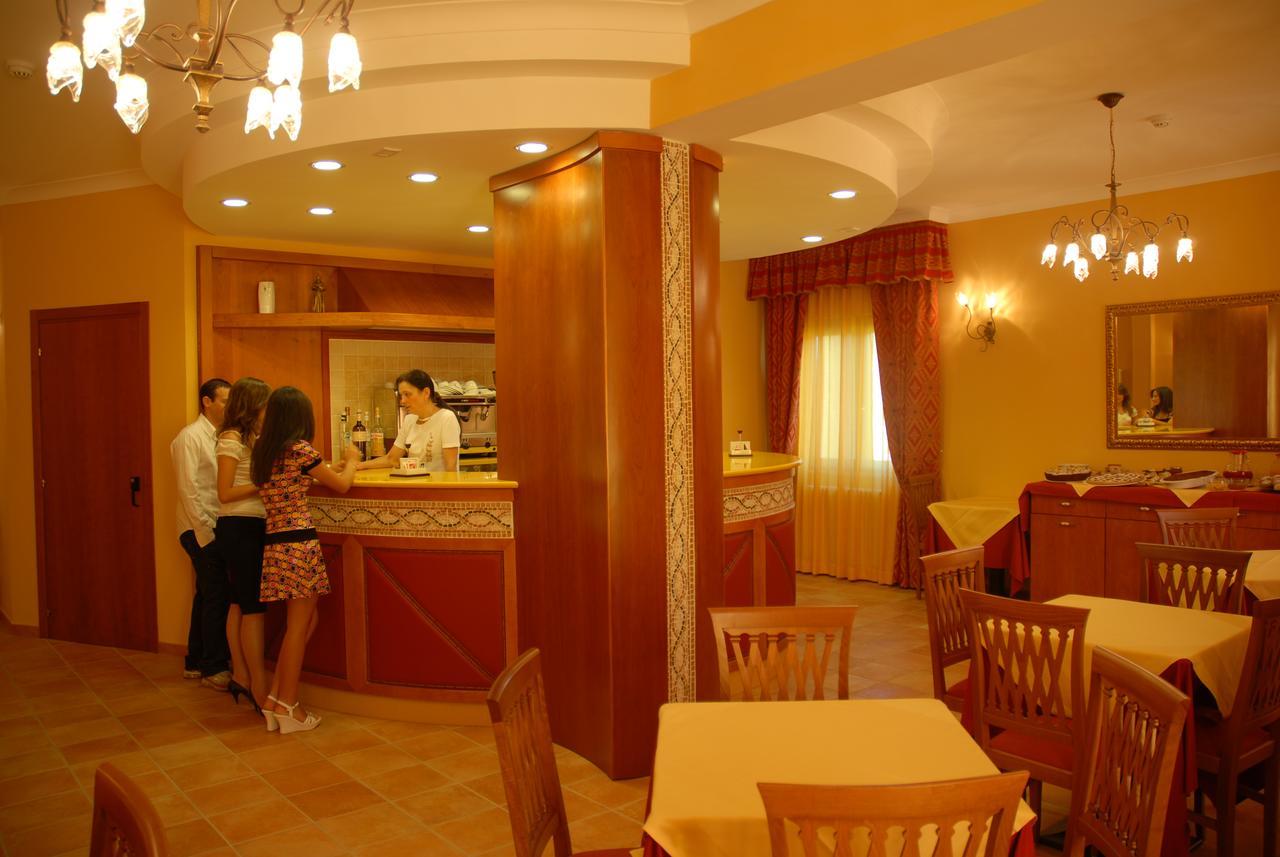 Hotel Duca Di Calabria Serra San Bruno Eksteriør billede